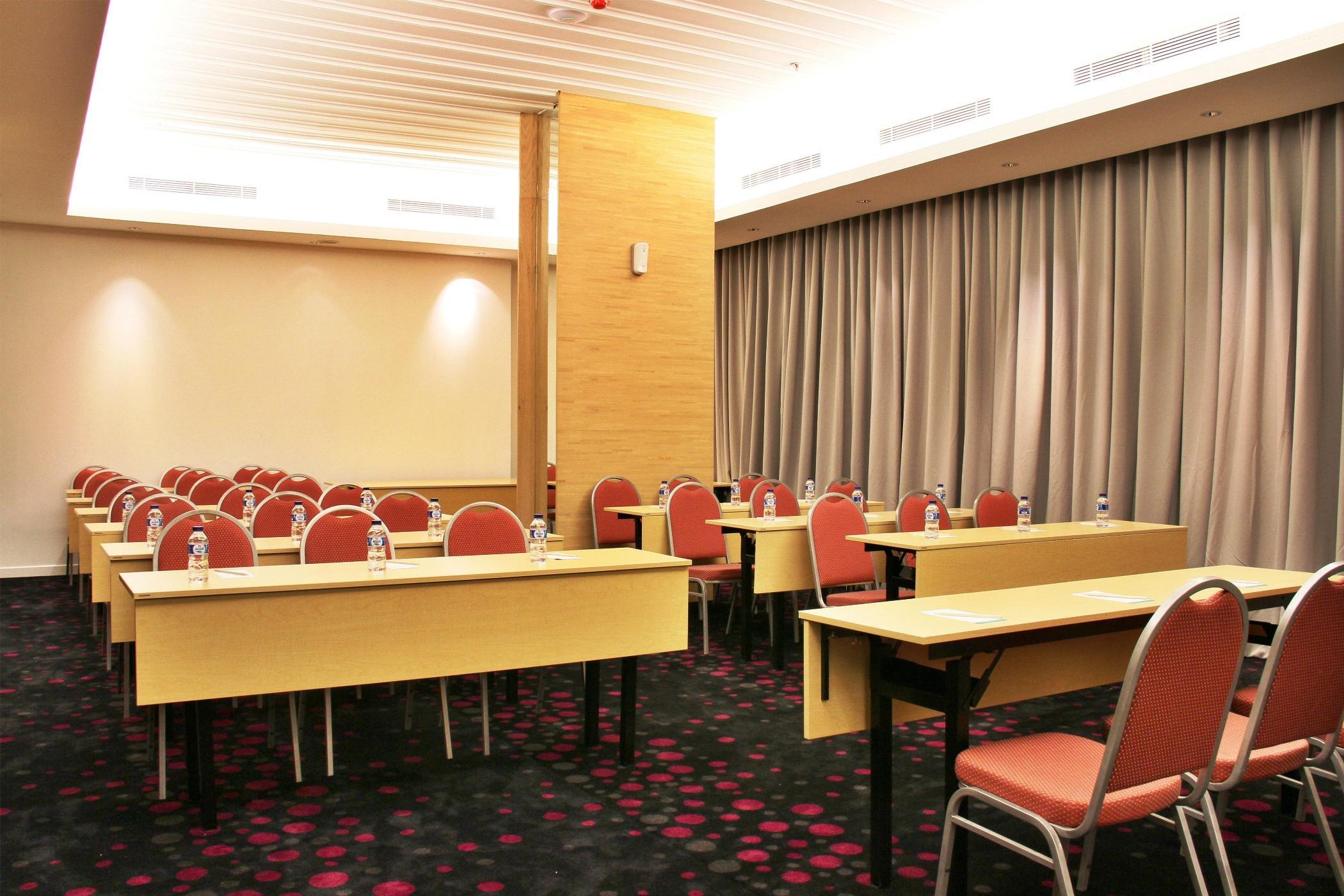 The 1O1 Jakarta Sedayu Darmawangsa Exterior photo